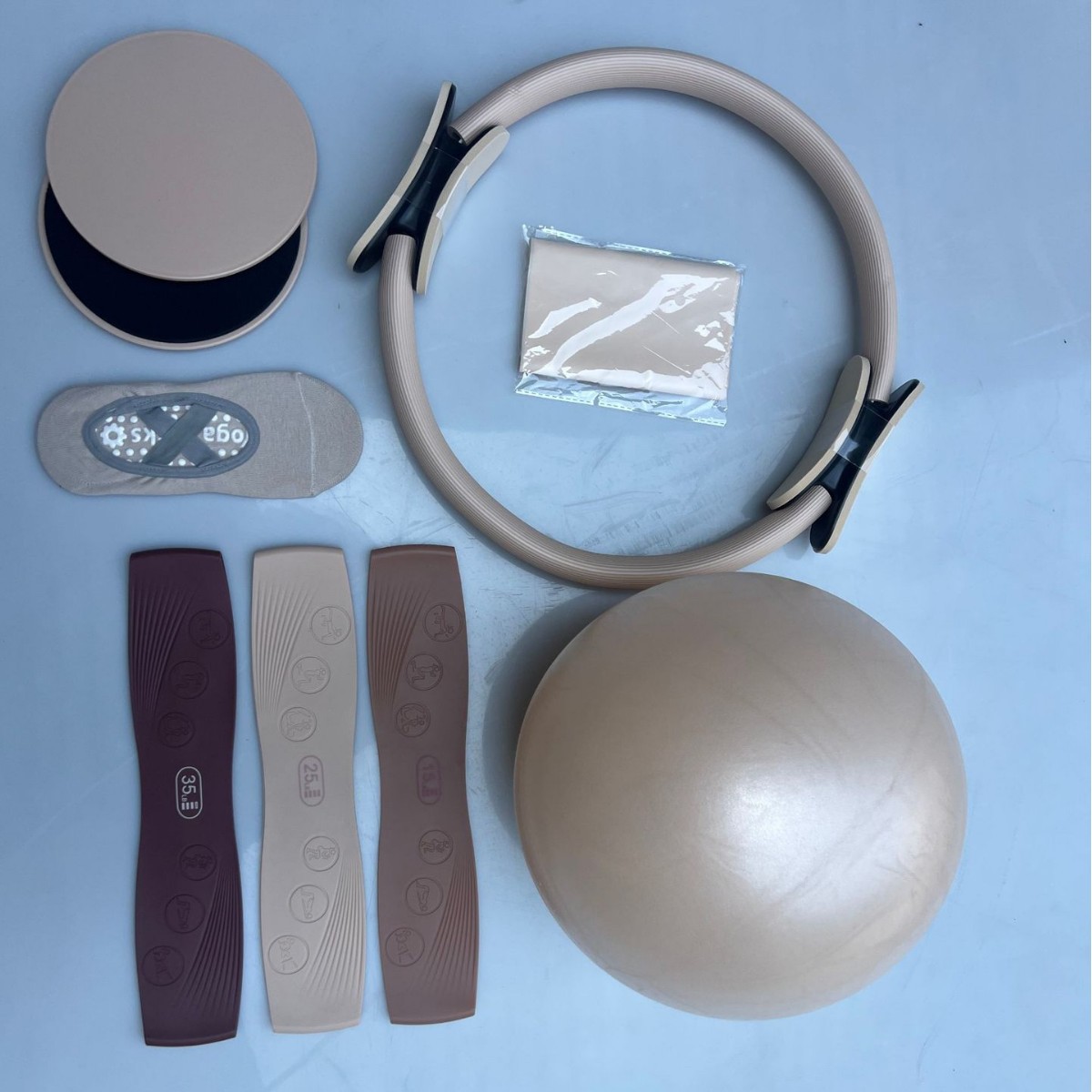 ピラティスリング マルチピース ストレッチ補助ベルト シリコ - Pilates Yoga Combined のレビューと価格