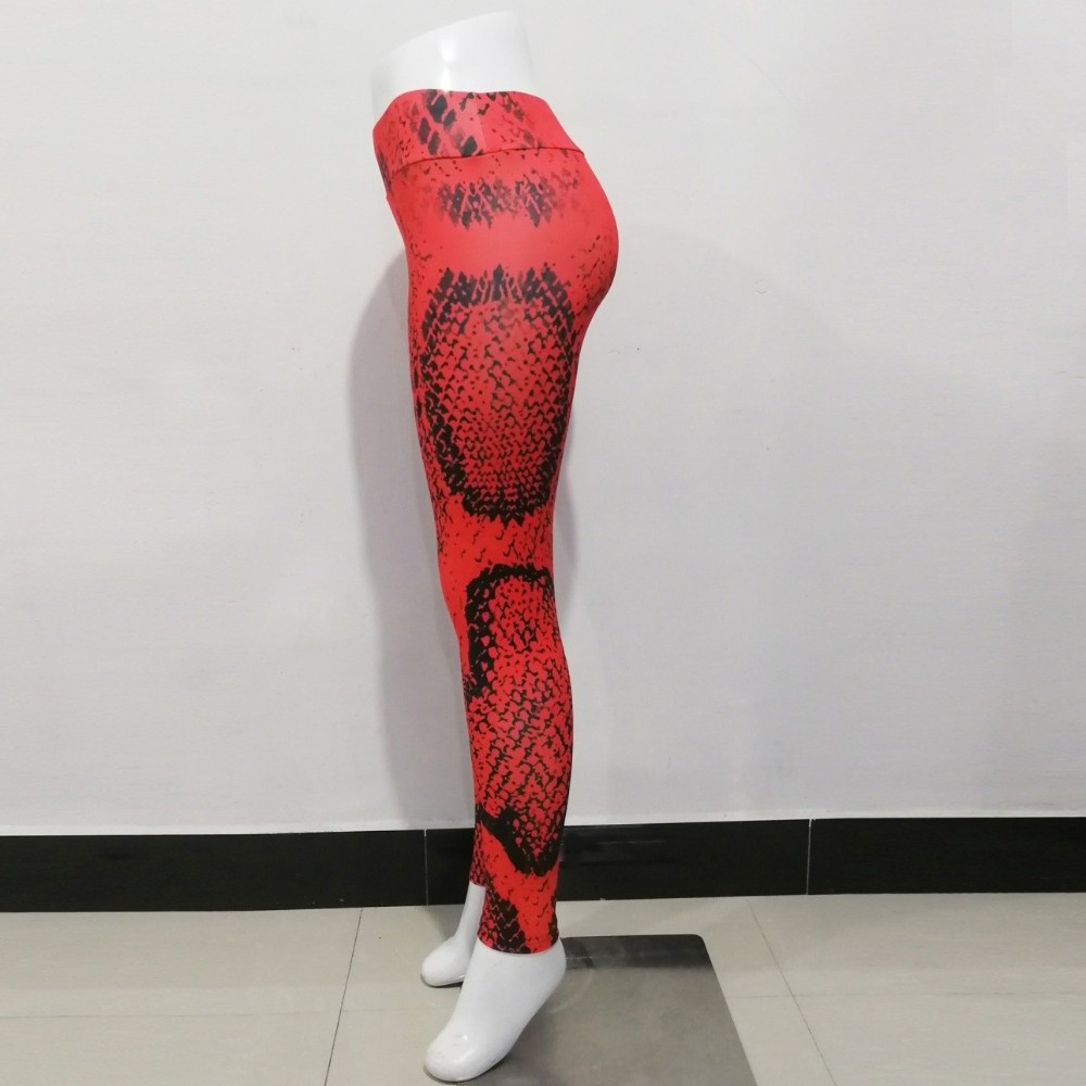 蛇柄プリントレギンス シームレス ピーチバット お腹引き締め - Pilates Yoga Legging のレビューと価格
