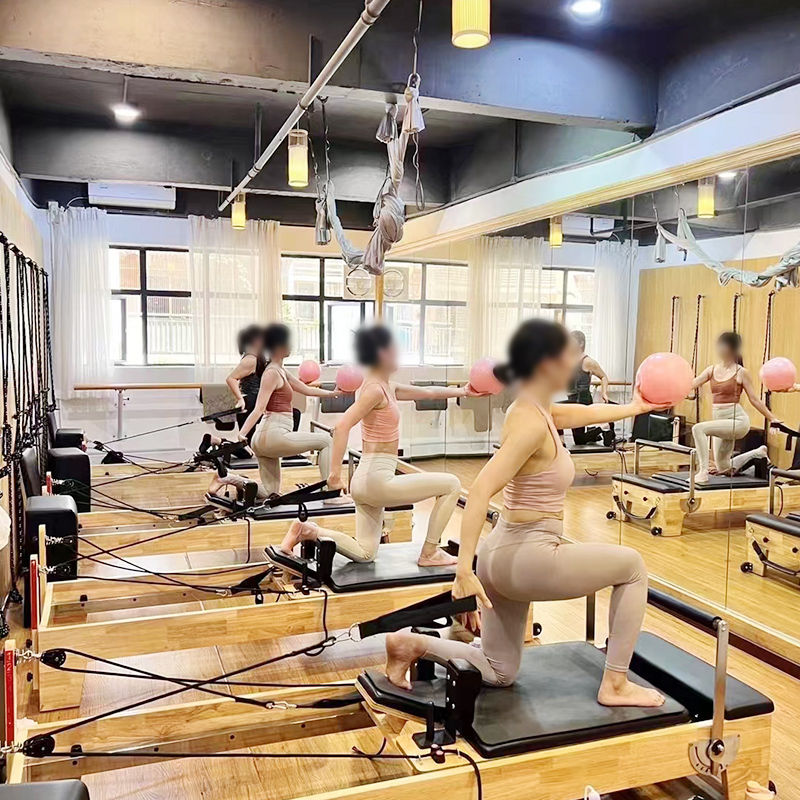 2025年最新ピラティス・リフォーマー器具 ホームジム ヨガ - Pilates Yoga Reformer のレビューと価格
